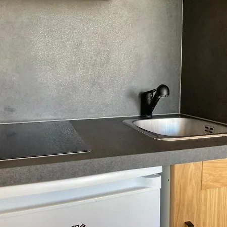 Le Du Palais De La B